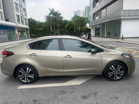 Taxi Quay Đầu Nội Bài - Xe Hữu Quân