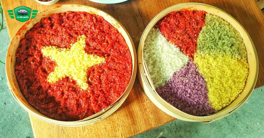 Thưởng thức món xôi bảy màu rực rỡ 