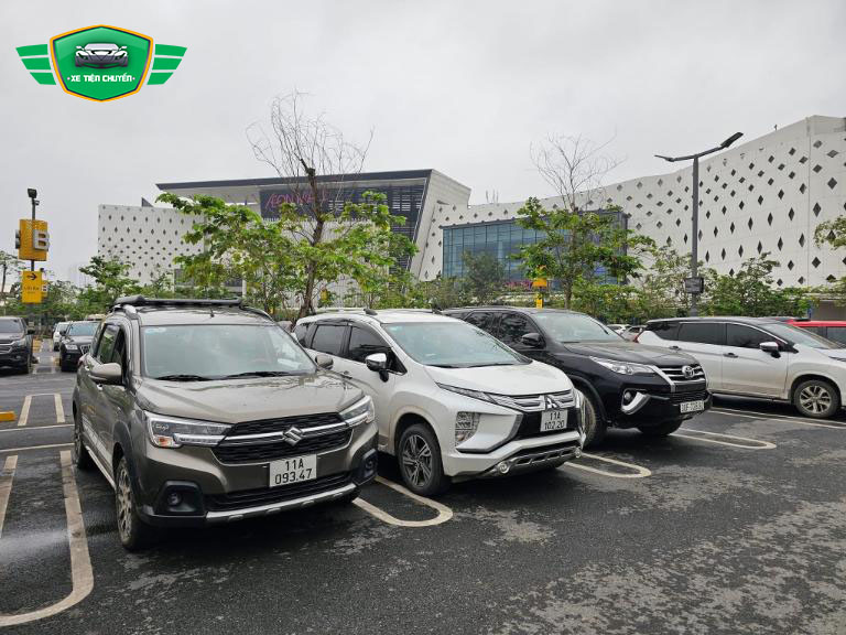 kinh nghiệm đi flamingo đại lải 2 ngày 1 đêm - Xe ghép của nhà xe Hữu Quân rất sạch sẽ và tiện nghi