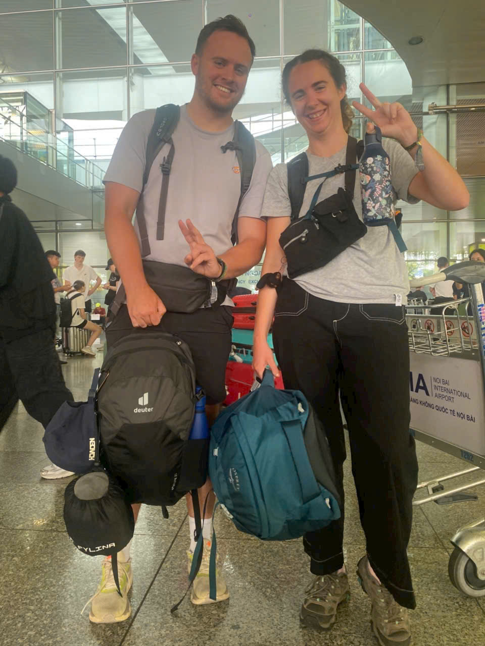 Khách Hàng Trải Nghiệm Dịch Vụ Của Hữu Quân